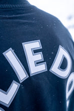 Charger l'image dans la galerie, Tee-Shirt Unisexe noir délavé "NEON GRIS"
