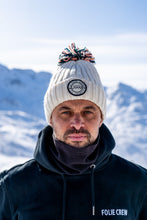 Charger l'image dans la galerie, BONNET POMPON OFF WHITE
